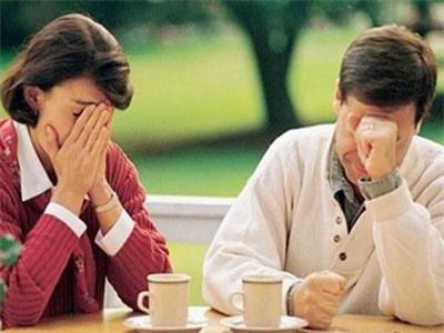 Con gái mãi không chịu lấy chồng, tôi lén đến thăm và chết điếng khi chứng kiến cảnh tượng bên trong căn hộ chung cư con ở