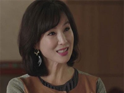 Con gái bị mẹ chồng "trả về nhà ngoại giáo dục lại", mẹ đẻ nói một câu khiến bà thông gia sượng mặt