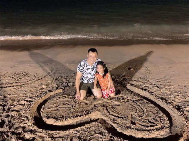 Tự Long “tỏ tình” ngọt lịm với bà xã kỷ niệm 4 năm ngày cưới