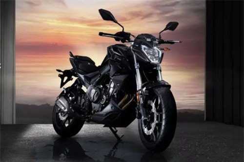 Môtô đẹp như Honda CB500 series, động cơ 470cc, giá rẻ 'giật mình'