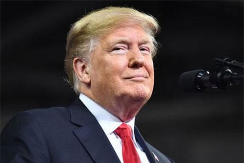 Tổng thống Trump “hạnh phúc” khi áp thuế mới với hàng hóa Trung Quốc