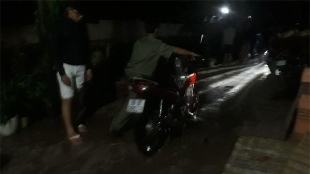 Đồng Nai: 3 thanh niên bị nước cuốn trôi xuống suối sau cơn mưa lớn