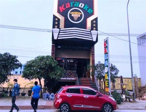 Nam Định: Say rượu, nam thanh niên đâm chết nhân viên quán karaoke