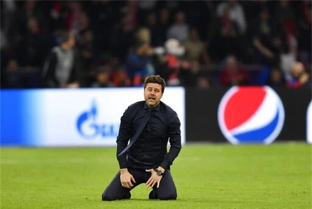 HLV Pochettino bật khóc sau màn ngược dòng khó tin của Tottenham - 6