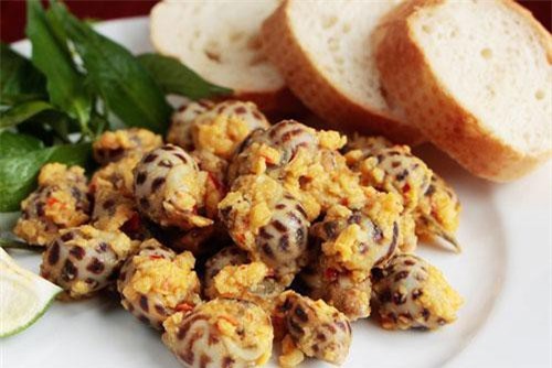 Cách làm ốc hương xào trứng muối siêu đơn giản