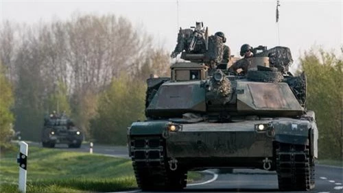 Xe tăng chiến đấu chủ lực M1 Abrams được Quân đội Mỹ triển khai tại châu Âu