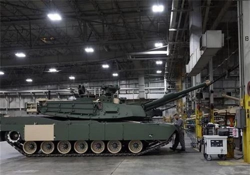 Xe tăng chiến đấu chủ lực M1A2 SEPv3 đang được nâng cấp tại Nhà máy Lima