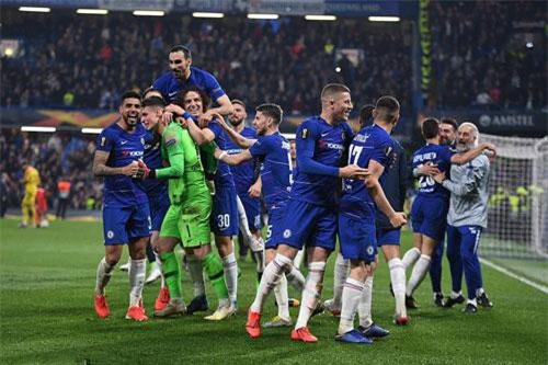Chelsea 1-1 Frankfurt (pen 4-3): Chung kết toàn Anh