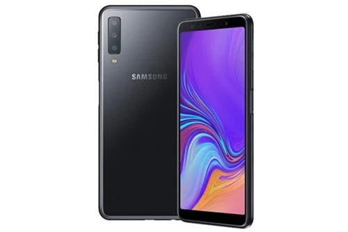 Samsung Galaxy A7 2018. Phiên bản 128 GB giảm 1,5 triệu đồng, phiên bản 64 Gb giảm 1,3 triệu đồng.