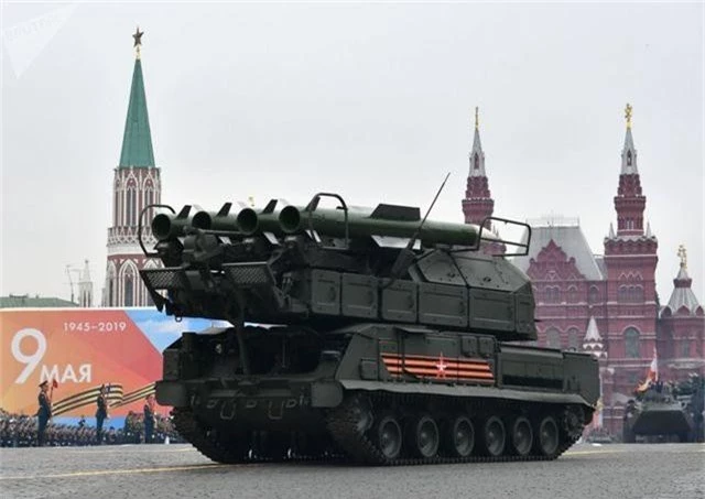 Cận cảnh dàn khí tài Nga phô diễn sức mạnh trong lễ duyệt binh - 10