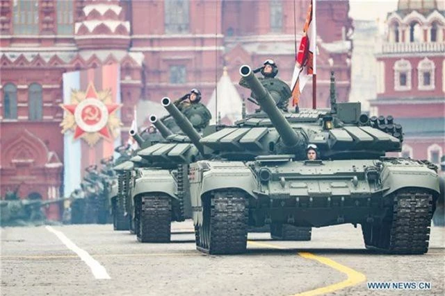 Cận cảnh dàn khí tài Nga phô diễn sức mạnh trong lễ duyệt binh - 13