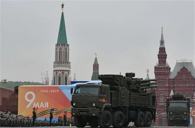 Cận cảnh dàn khí tài Nga phô diễn sức mạnh trong lễ duyệt binh - 8