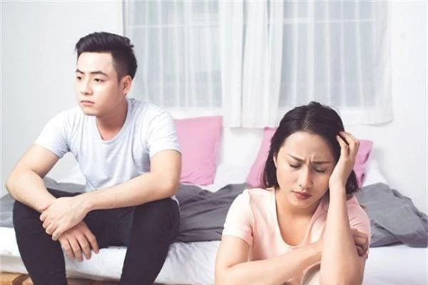 Chê vợ cơm nguội, chồng say mê tiểu tam giỏi chăn gối và cái kết ngoài sức tưởng tượng - Ảnh 1.