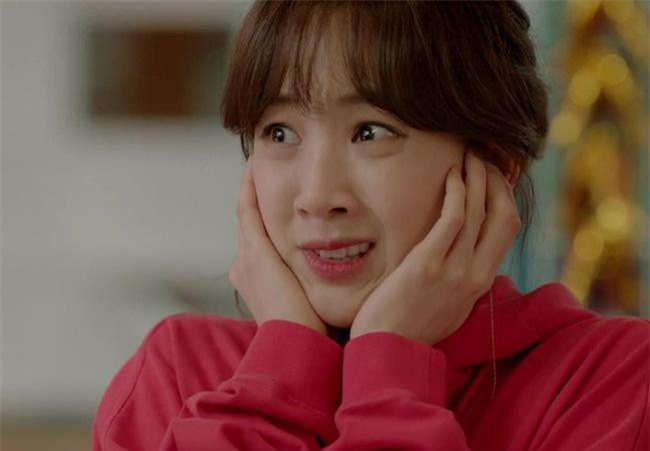 Lỡ rót chén nước mắm quá tay mà mẹ chồng cằn nhằn cả tuần, nàng dâu "ra chiêu" khiến bà nín thinh