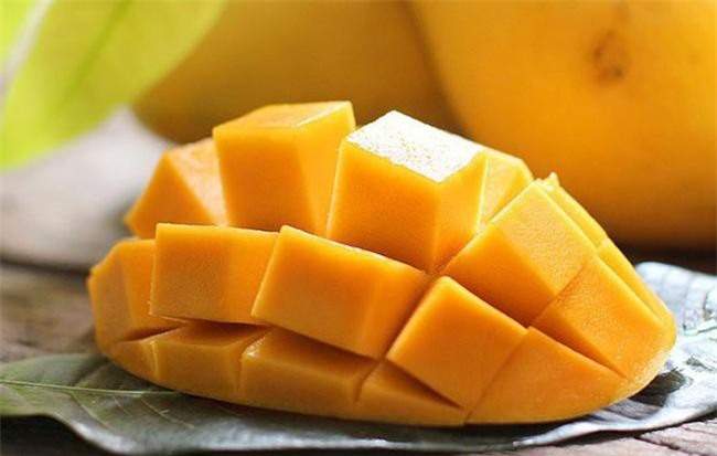 Xoài là thức quả mùa hè, nhưng làm thế nào để ăn không bị nóng và tăng cân?