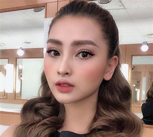 MC VTV vào vai “hot girl chơi ma tuý đá”: “Đi đâu cũng bị hỏi bao giờ chết”