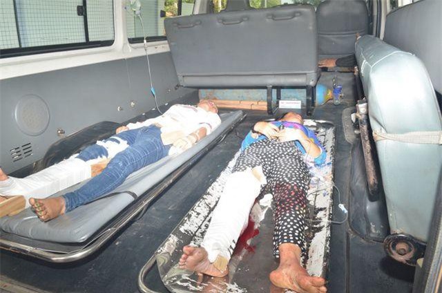  Long An: Xe chở công nhân lật nhào, 10 người nhập viện