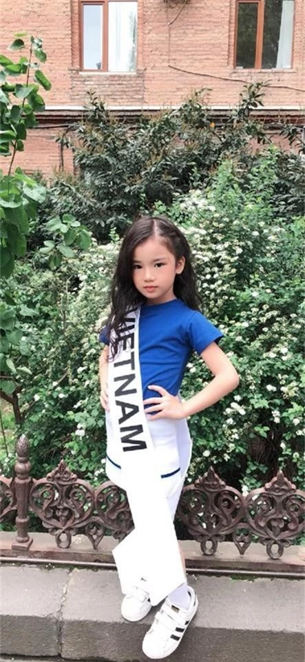 Nhan sắc đời thường của cô bé vừa đăng quang Hoa hậu Hoàn vũ nhí 2019 - Ảnh 2.