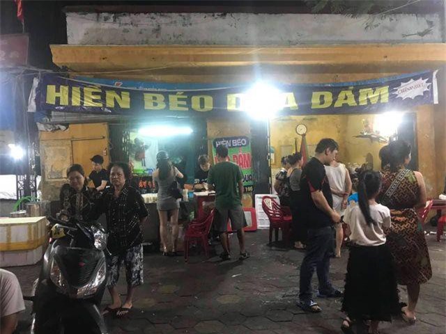 Hải Phòng: Nam thanh niên nghi ngáo đá dùng dao rượt đuổi, chém người trên phố