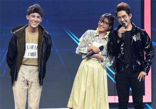 Văn Mai Hương bất ngờ thổ lộ “thích” Phan Mạnh Quỳnh