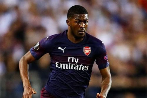 Hậu vệ phải: Ainsley Maitland-Niles (Arsenal).