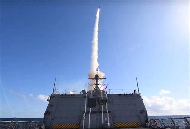 Tên lửa SM-3 được phóng trong cuộc tập trận của NATO.