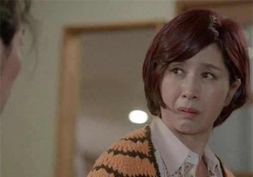 Nhà chồng dè bỉu vì tôi sinh 4 đứa con gái, nhưng lại phải bẽ mặt khi nghe câu nói của chị hàng xóm