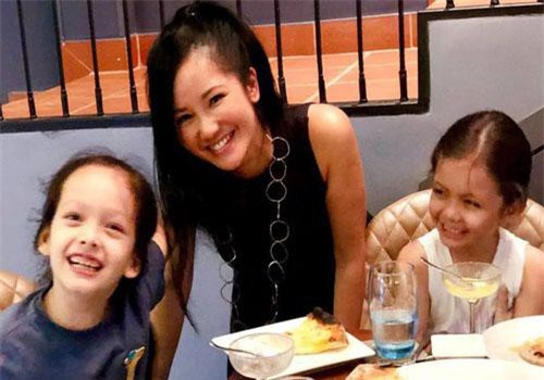 Ngày của Mẹ nhưng phải xa con, "mẹ đơn thân" Hồng Nhung lấy điều này từ các con để làm động lực