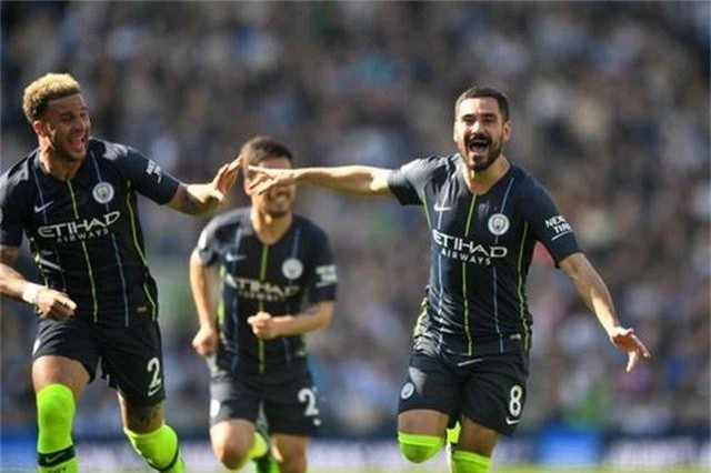 Brighton 1-4 Man City: Thầy trò Guardiola vô địch Premier League - 1