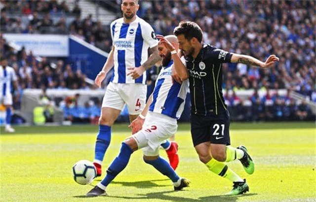 Brighton 1-4 Man City: Thầy trò Guardiola vô địch Premier League - 5