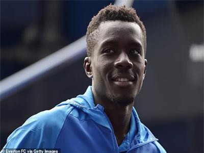 M.U chốt người thay thế Ander Herrera