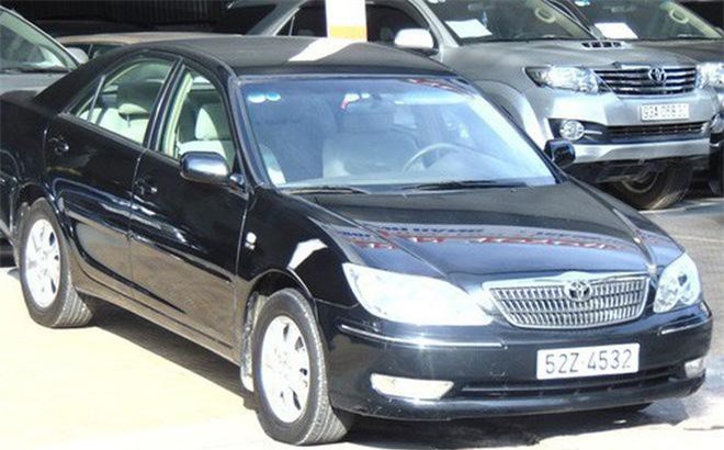 Xe mới giảm giá, ôtô cũ lao đao