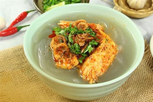 CLIP: Công thức nấu bánh canh cá lóc chuẩn vị miền Trung