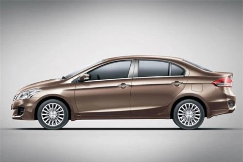 6. Suzuki Ciaz (doanh số: 38 chiếc). 