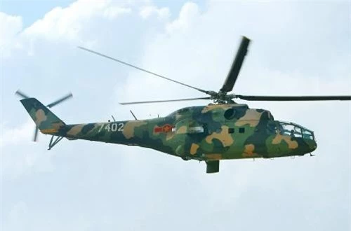 Mi-24A hay thường gọi đơn giản Mi-24 là dòng trực thăng tấn công hạng nặng duy nhất trong lịch sử trang bị của Không quân Nhân dân Việt Nam. 