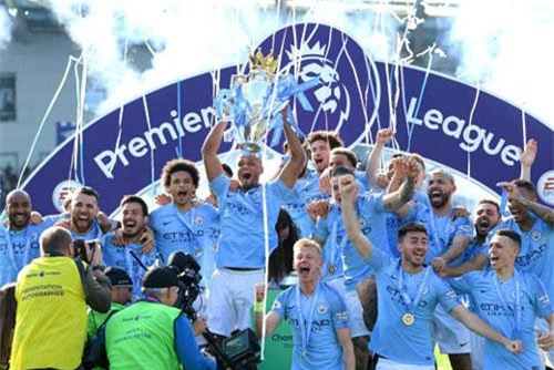 CHÙM ẢNH: Man City rạng rỡ nâng cúp bạc EPL