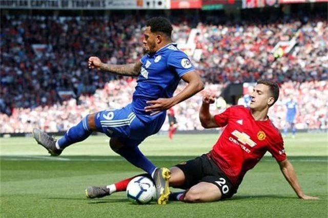 Man Utd 0-2 Cardiff: “Quỷ đỏ” tiếp tục gây thất vọng - 2