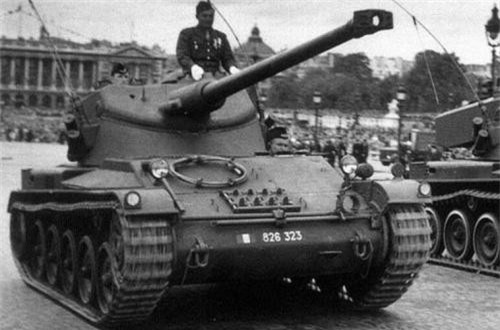 Ngạc nhiên chiếc xe tăng Pháp mà Việt Nam từng dùng