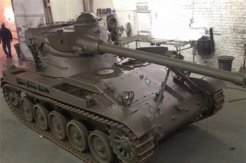 Mặc dù không có lớp bảo vệ tốt, thế nhưng AMX-13 thời bấy giờ sở hữu hàng loạt công nghệ hiện đại - điều mơ ước với xe tăng Mỹ hay là Liên Xô.