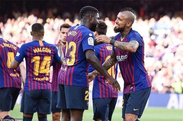 Barcelona đẩy Getafe vào thế khó trong cuộc đua dự Champions League