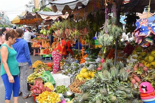 Doanh nghiệp bán lẻ đang bỏ quên chợ truyền thống?