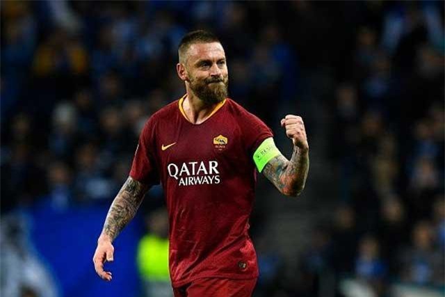 De Rossi chính thức chia tay AS Roma sau gần 2 thập kỉ