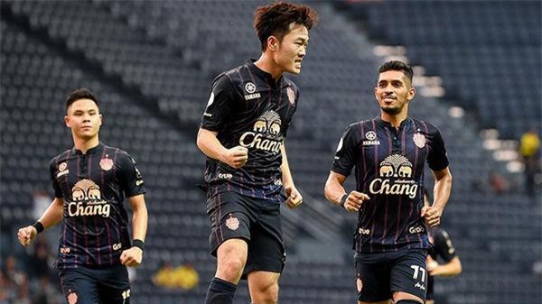 Ghi siêu phẩm bàn thắng, Xuân Trường lọt vào Đội hình tiêu biểu của Thai League