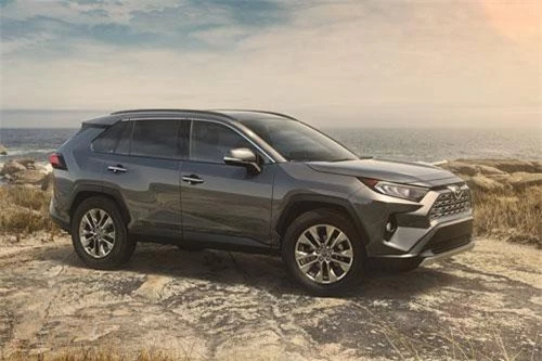 4. Toyota RAV4 2019.