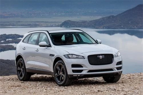 Jaguar F-Pace.