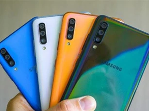 Đánh giá smartphone Samsung 3 camera sau, RAM 6 GB, giá 9,29 triệu tại Việt Nam
