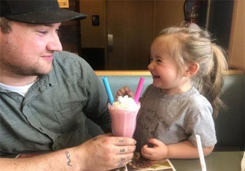 Những ông bố có con gái nên biết những phương pháp nuôi dạy này