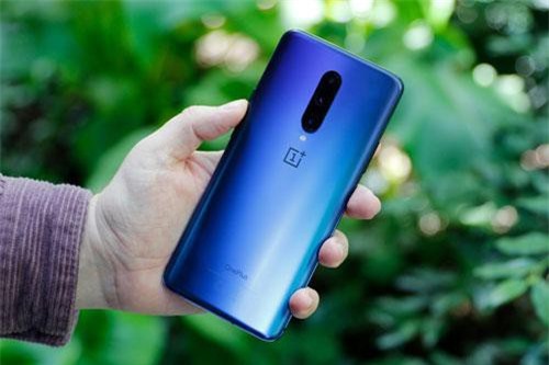 Trên tay OnePlus 7 Pro vừa ra mắt: Camera tốt hơn Samsung Galaxy S10 Plus