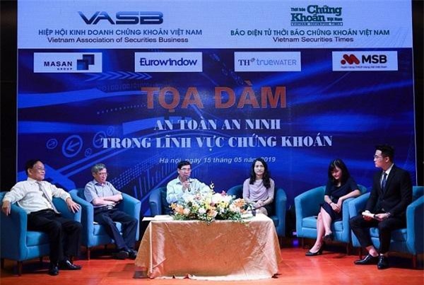 Giải pháp nào để tin đồn không còn "đất sống" trên thị trường chứng khoán?