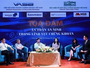 Giải pháp nào để tin đồn không còn "đất sống" trên thị trường chứng khoán?